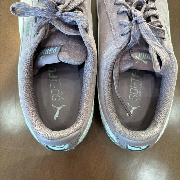 PUMA Women's Vikky Sneaker, Size 8.5 - Picture 8 of 14